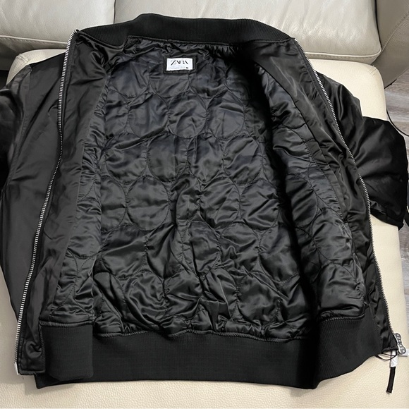 Zara Men’s Lightly Padded Bomber Jacket - Size L - Picture 8 of 12